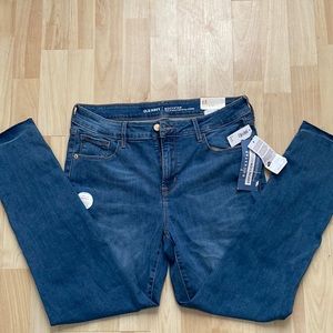 {NWT} Old Navy Mid-rise Rockstar Super Skinny Ankle-length Jeans || 12 Regular